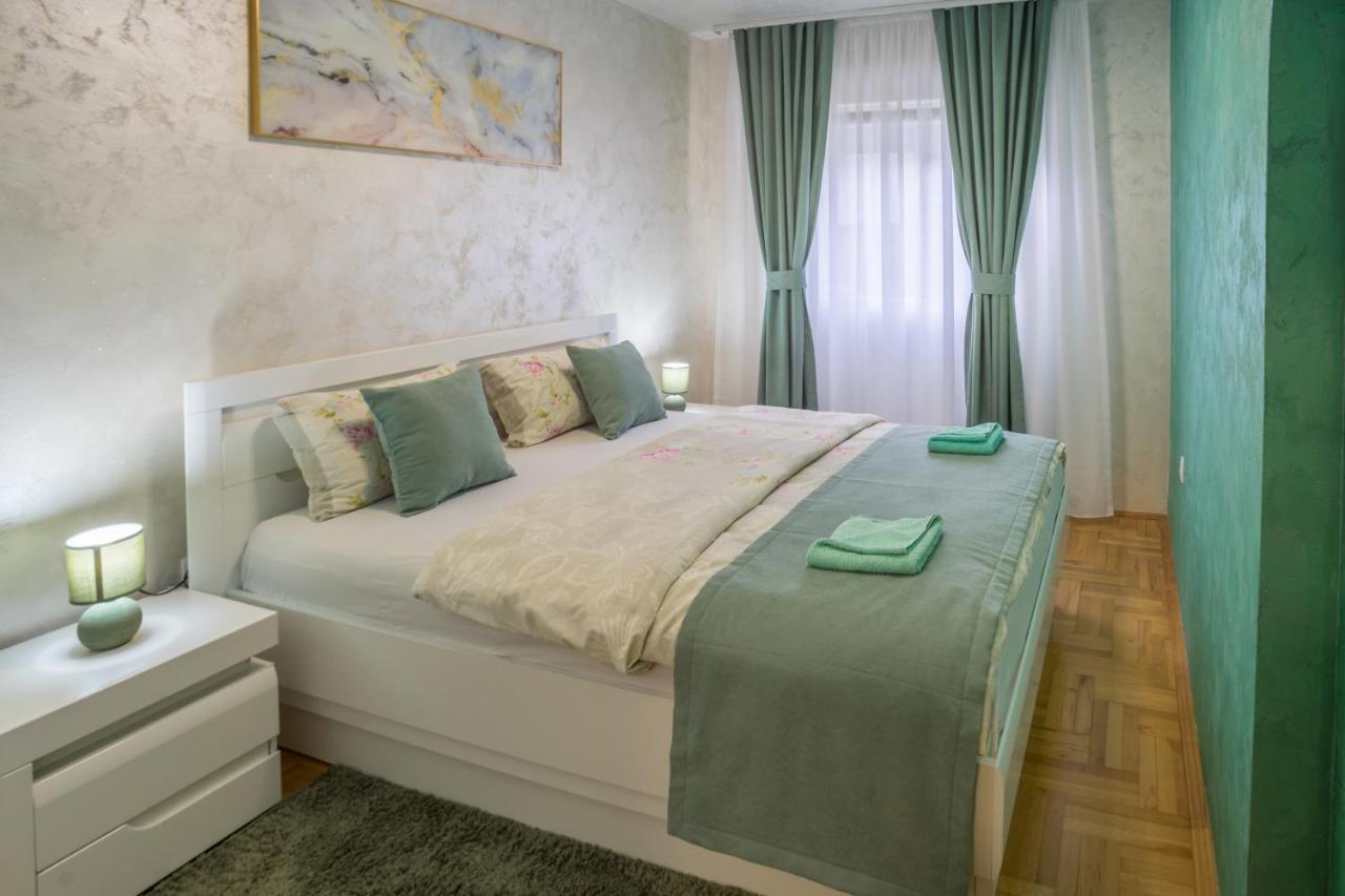 Lux Deluxe Apartment Žabljak Eksteriør billede